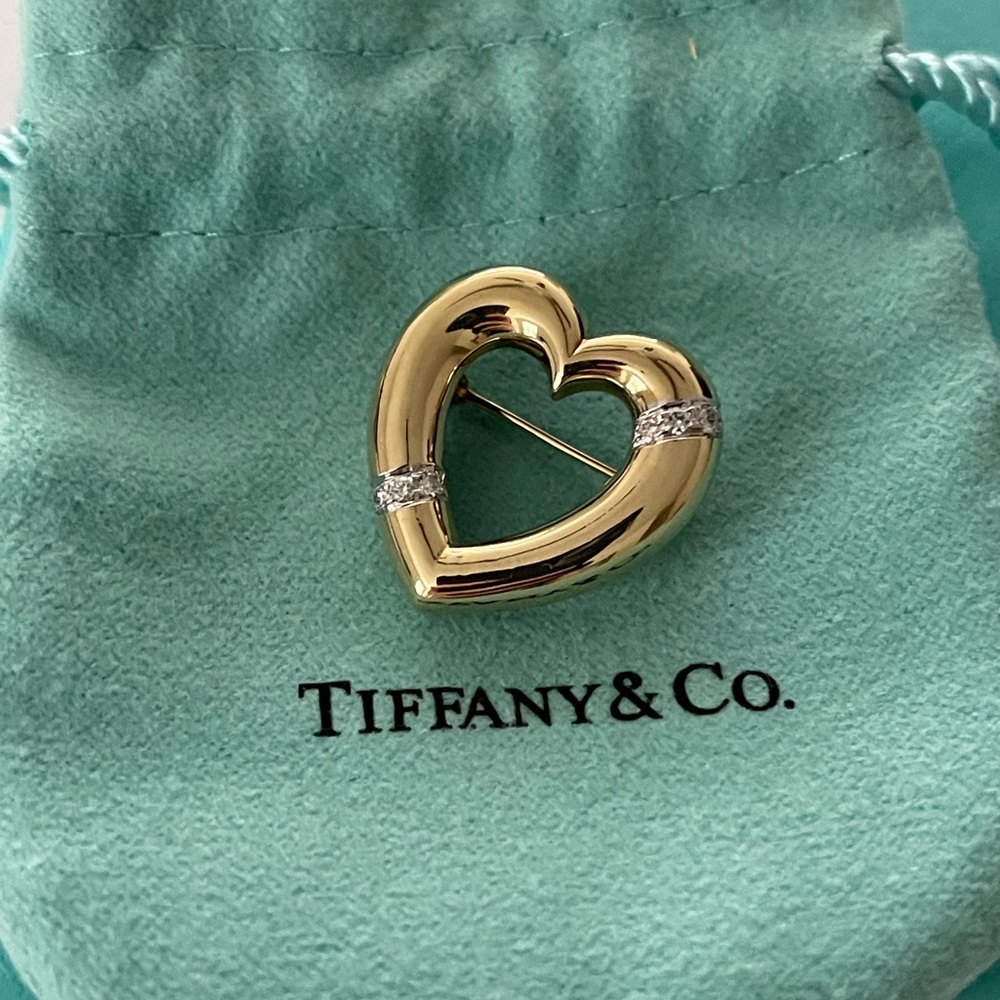 Tiffany & Co. Heart Brooch Pin 18k yellow gold